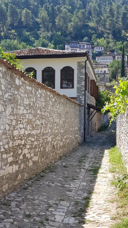 L&I Apartment Berat Exterior foto
